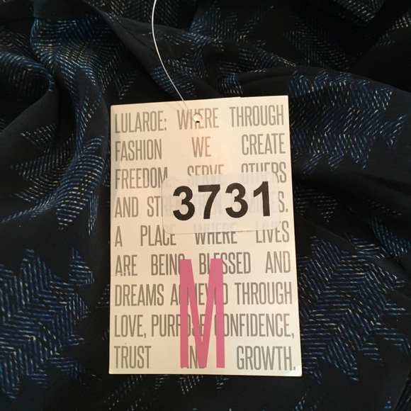 Lindsay Aztec Kimono, Cover Up, by LuLaRoe, Size M - Picture 8 of 9